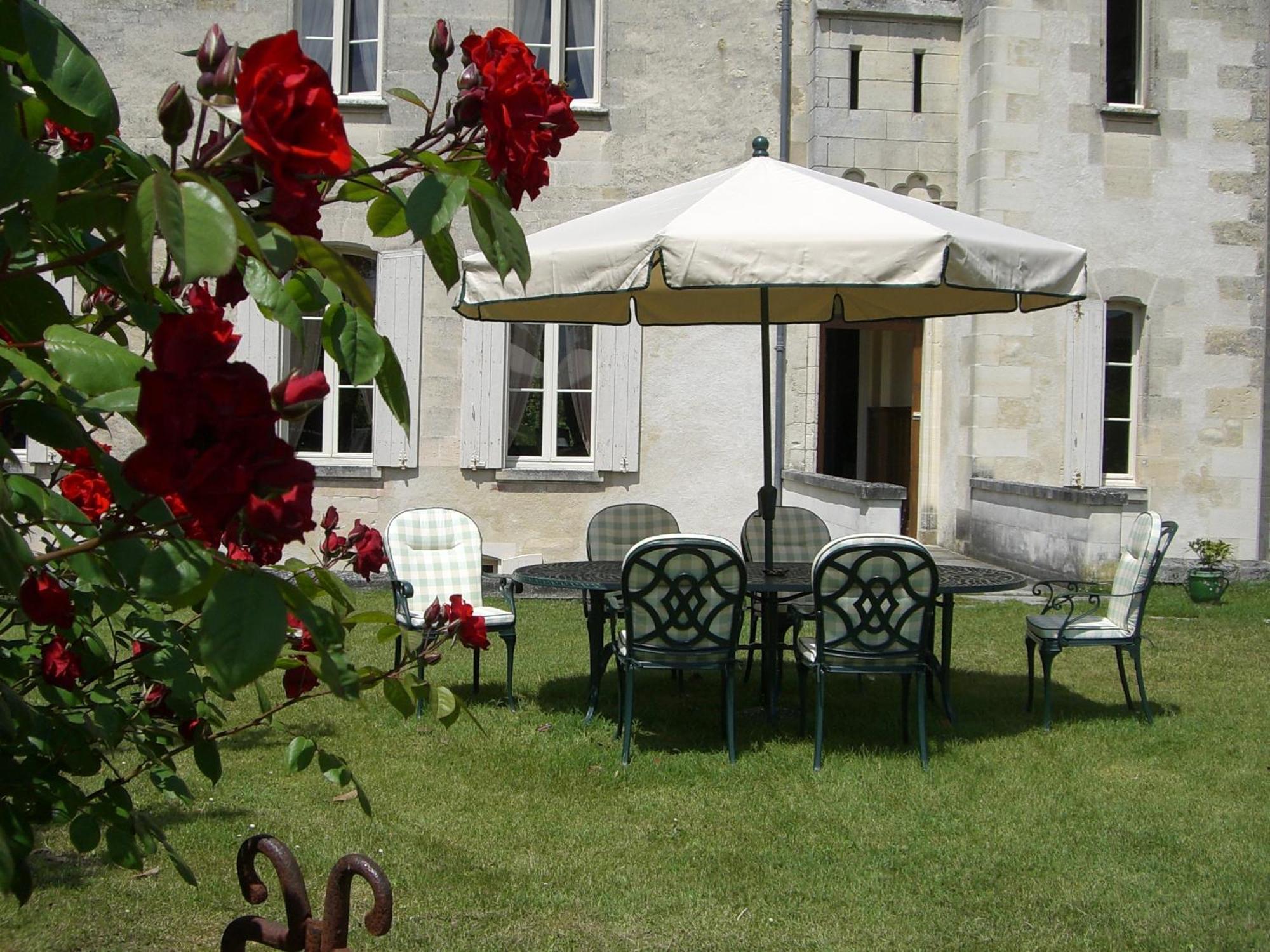 Chateau Des Salles Hotel Saint-Fort-sur-Gironde Ngoại thất bức ảnh